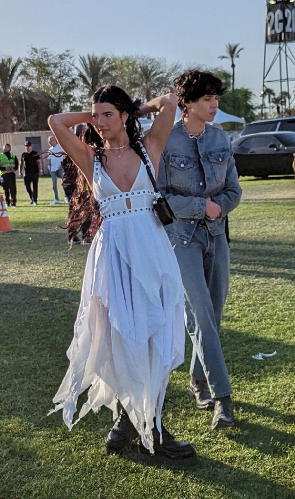 charli.damelio.coachella: How to dress for a music festival in 2023?