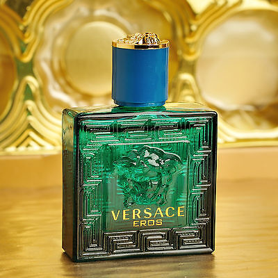 Versace Cologne Green: A Fresh and Easy Guide.
