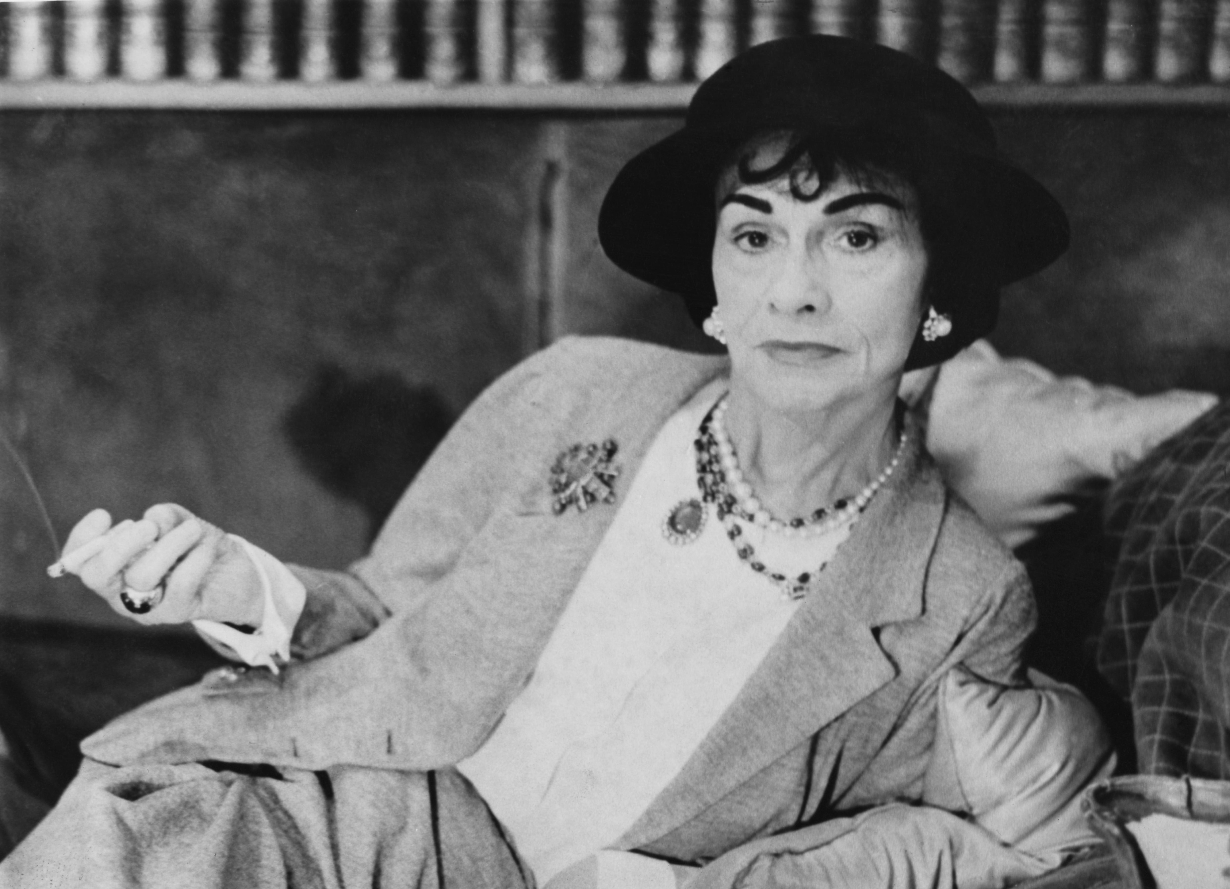 Coco Chanel Pics: A Look Back at a Fashion Icon