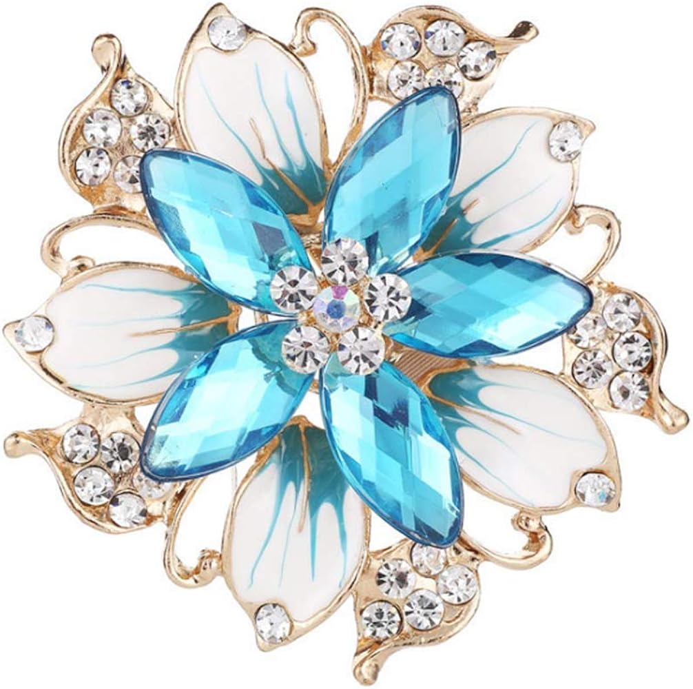 Amazing pictures of brooches: See the most fashionable pieces here!
