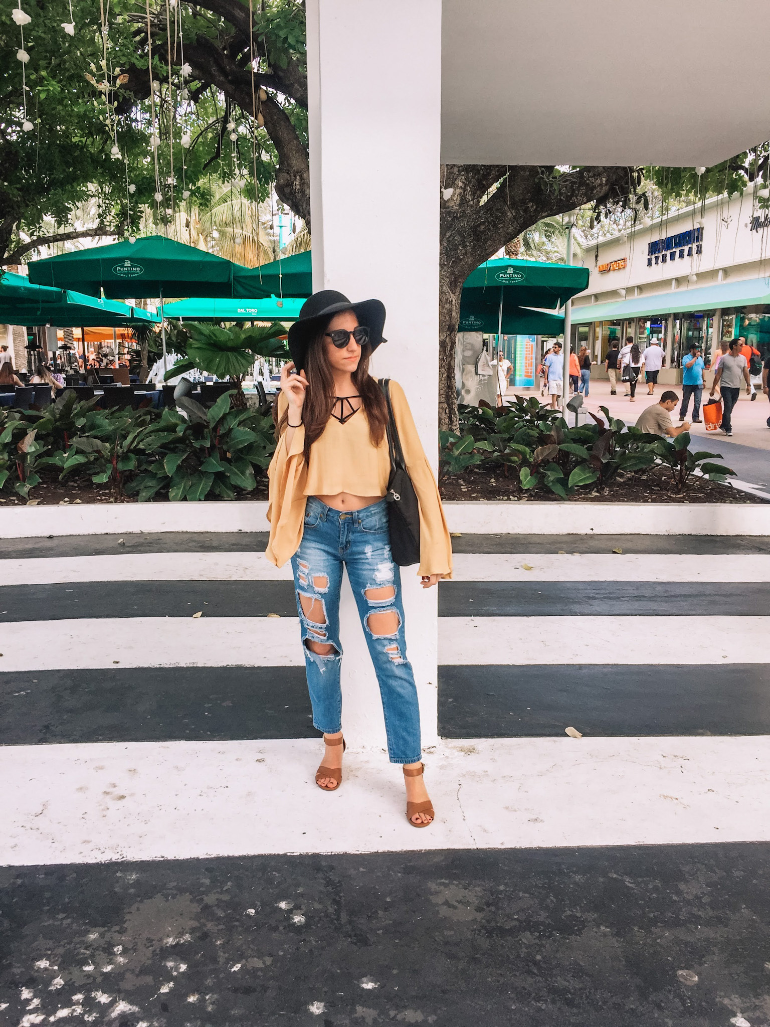Miami Street Fashion: Cool Looks for Every Day
