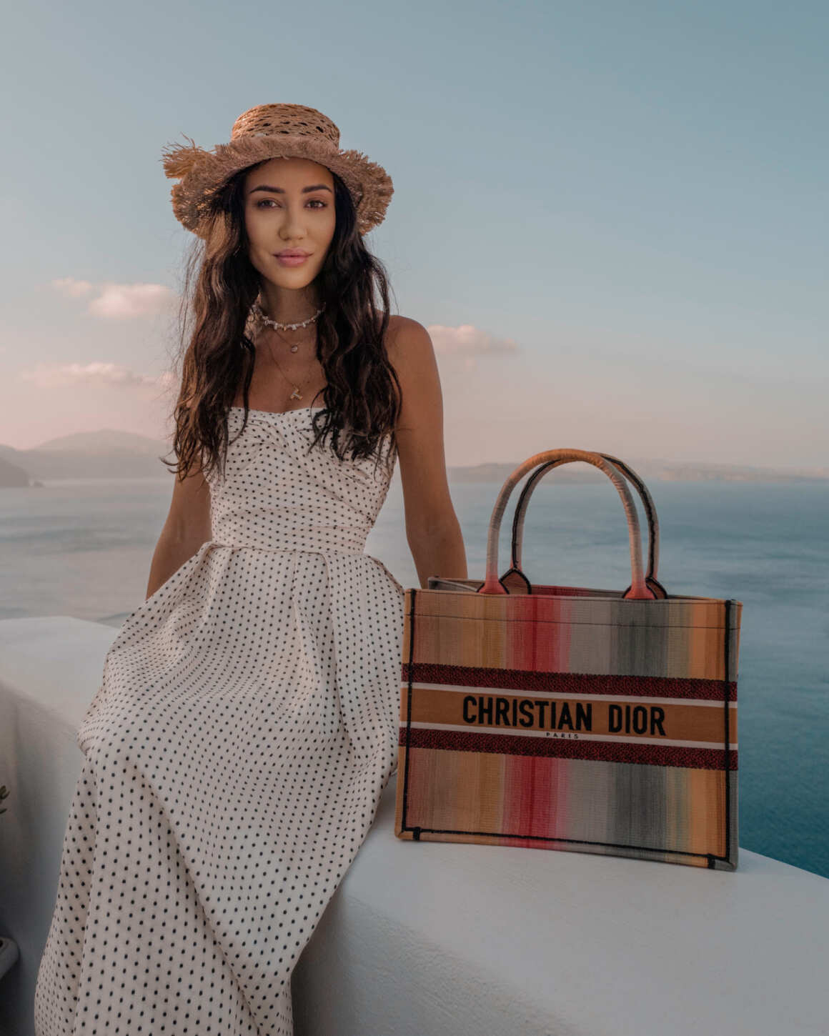 Dior Beach Bag: Must-Have Summer Accessory, Find Out Why Its the Best Beach Bag!