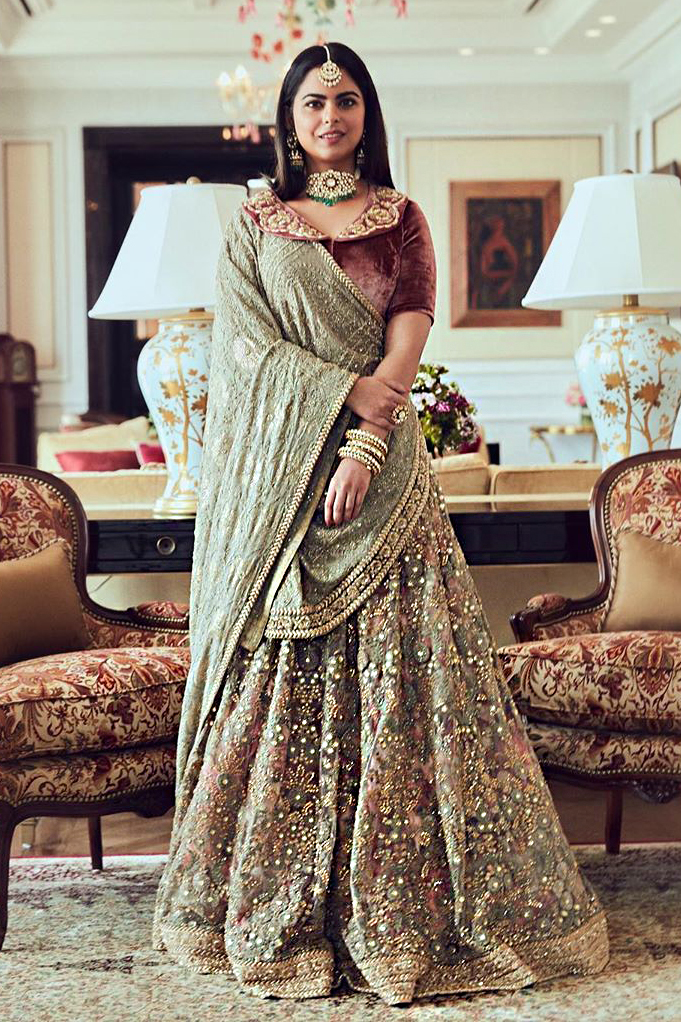 Isha Ambani Wedding Dress: Learn About the Inspiration and Details of the Design