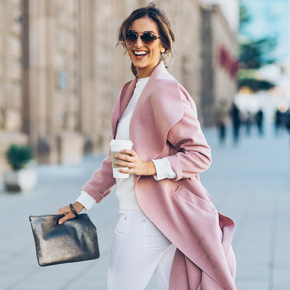 Affordable Jewelry Clothes: Look Glamorous on a Budget (Cheap and Chic Options)