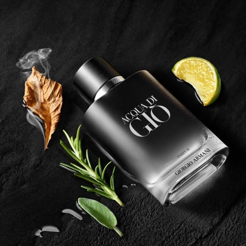 What is black gio armani? Here are the things you should know!