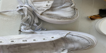 Cleaning White Leather Athletic Shoes: Easy Steps to Keep Them Bright!