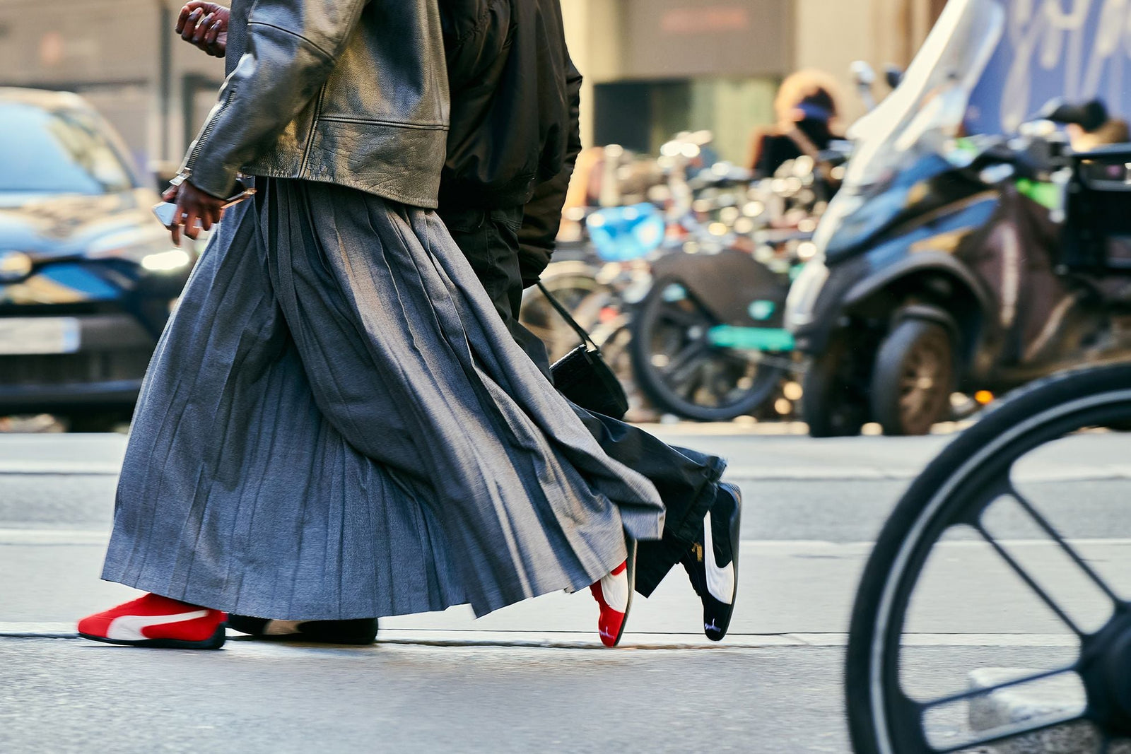 Streetwear Fashion Look 2024: Easy Guide to Rock the Trend.