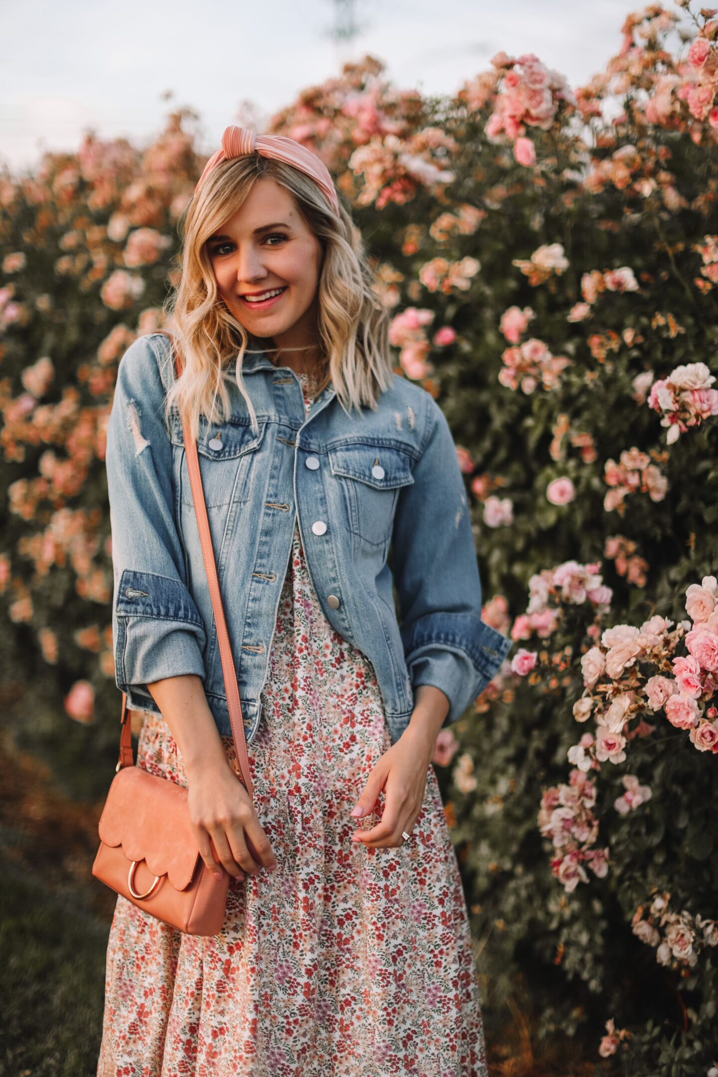 Dresses with flowers, here is an easy guide to look fabulous in a floral dress.