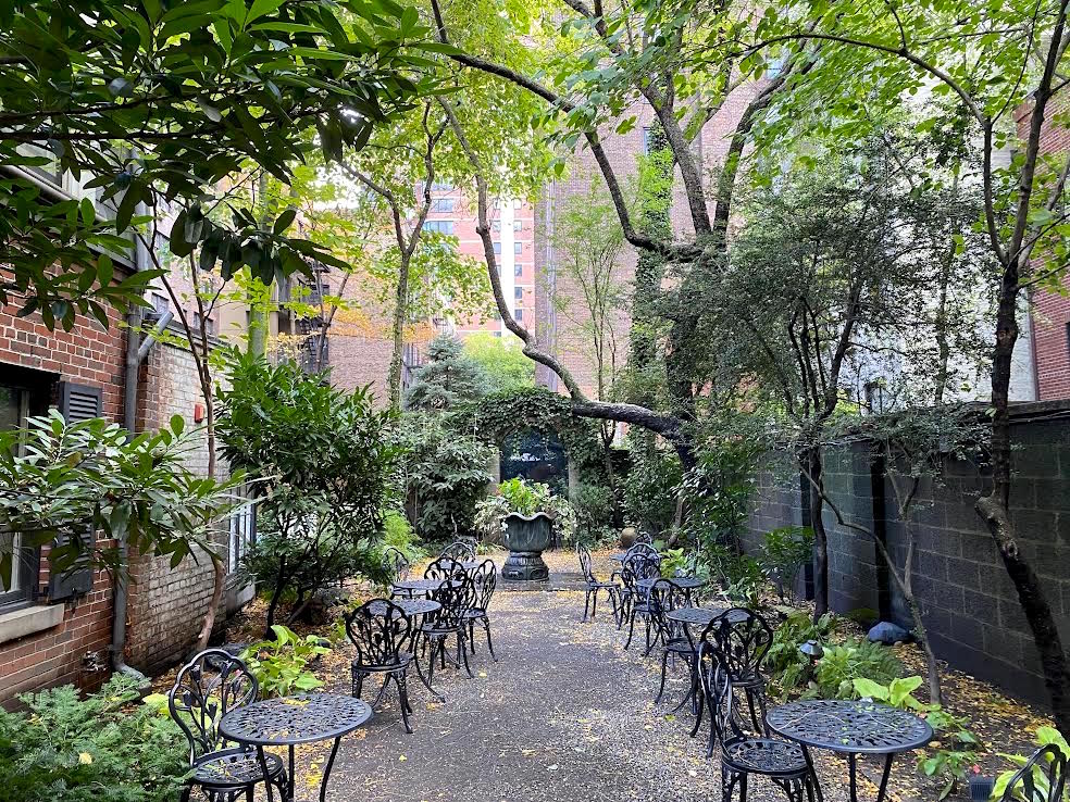 Turtle Bay Gardens NYC: How to Explore This Hidden Oasis Like a Pro