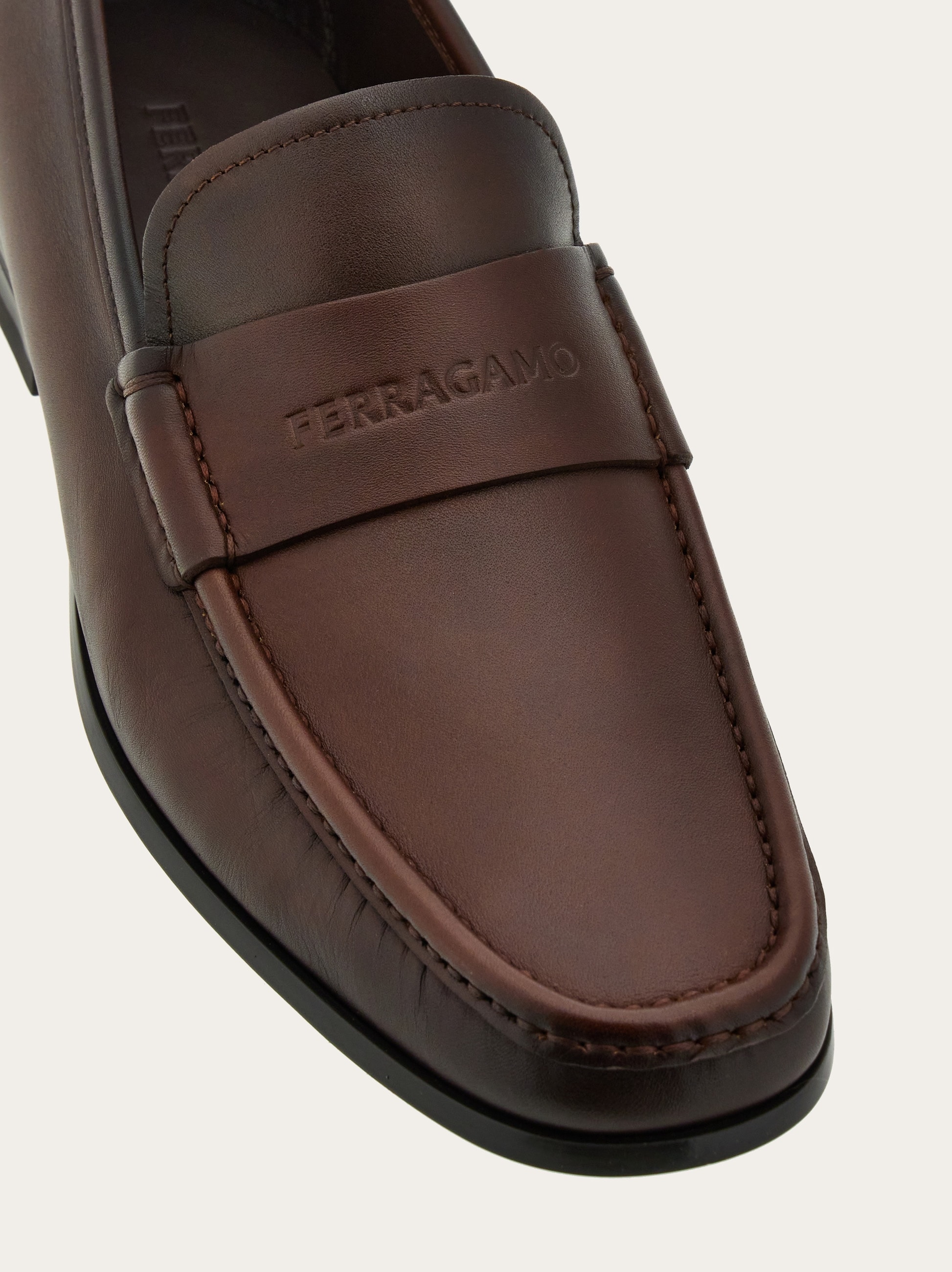 Ferragamo Italian Shoes: Get the Real Deal Here!